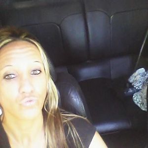 Meet your Posher, Melissa